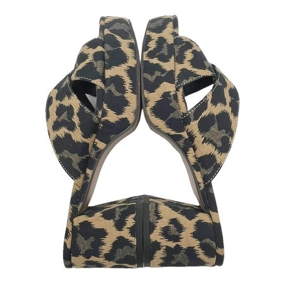 ASOS DESIGN Harrison Cross Strap Block Heeled Sandals in Leopard Women’s Size 6 - Picture 11 of 16